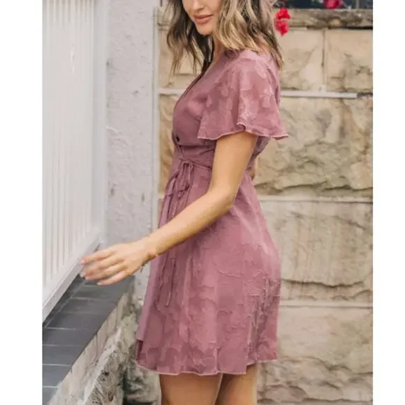 New CUPSHE Women's Rose Pink Aylin V-neck Flared Sleeve Mini Wrap Dress Size L - Picture 2 of 9